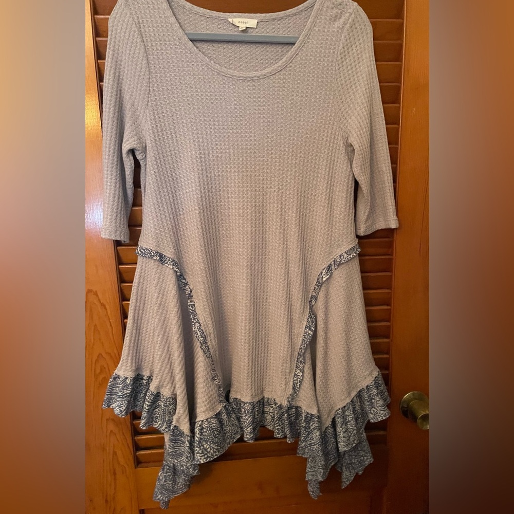 Easel Gray Blue Ribbed Ruffled Tunic